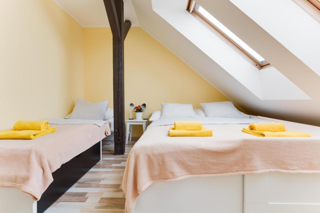 Jane'S Attic Apartment Praga Exterior foto
